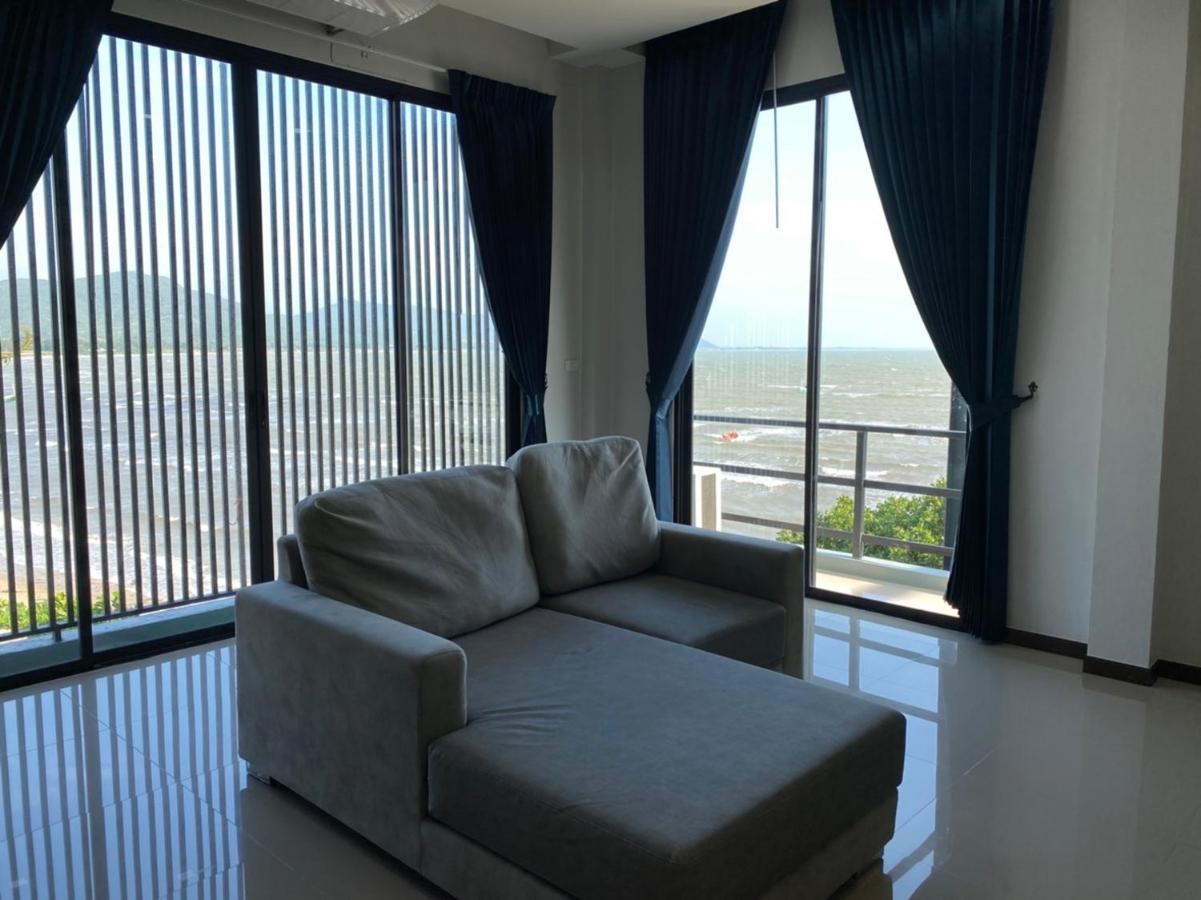 Aownoi Bay Resort Прачуап Кири Кан Екстериор снимка