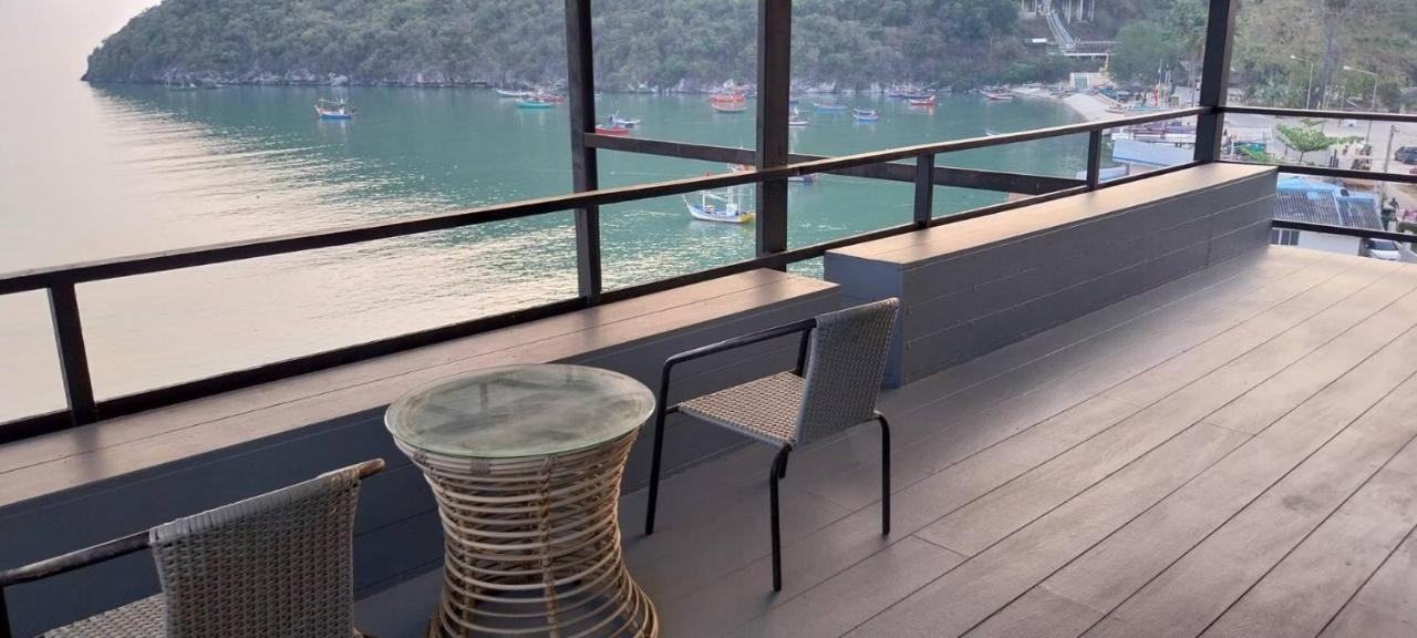 Aownoi Bay Resort Прачуап Кири Кан Екстериор снимка