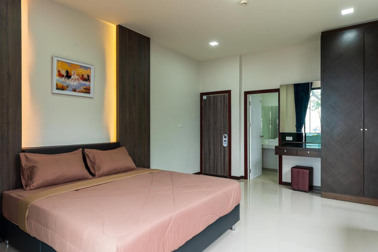 Aownoi Bay Resort Прачуап Кири Кан Екстериор снимка