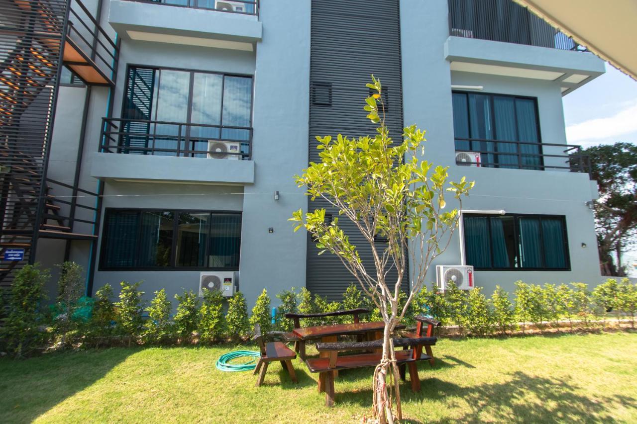 Aownoi Bay Resort Прачуап Кири Кан Екстериор снимка
